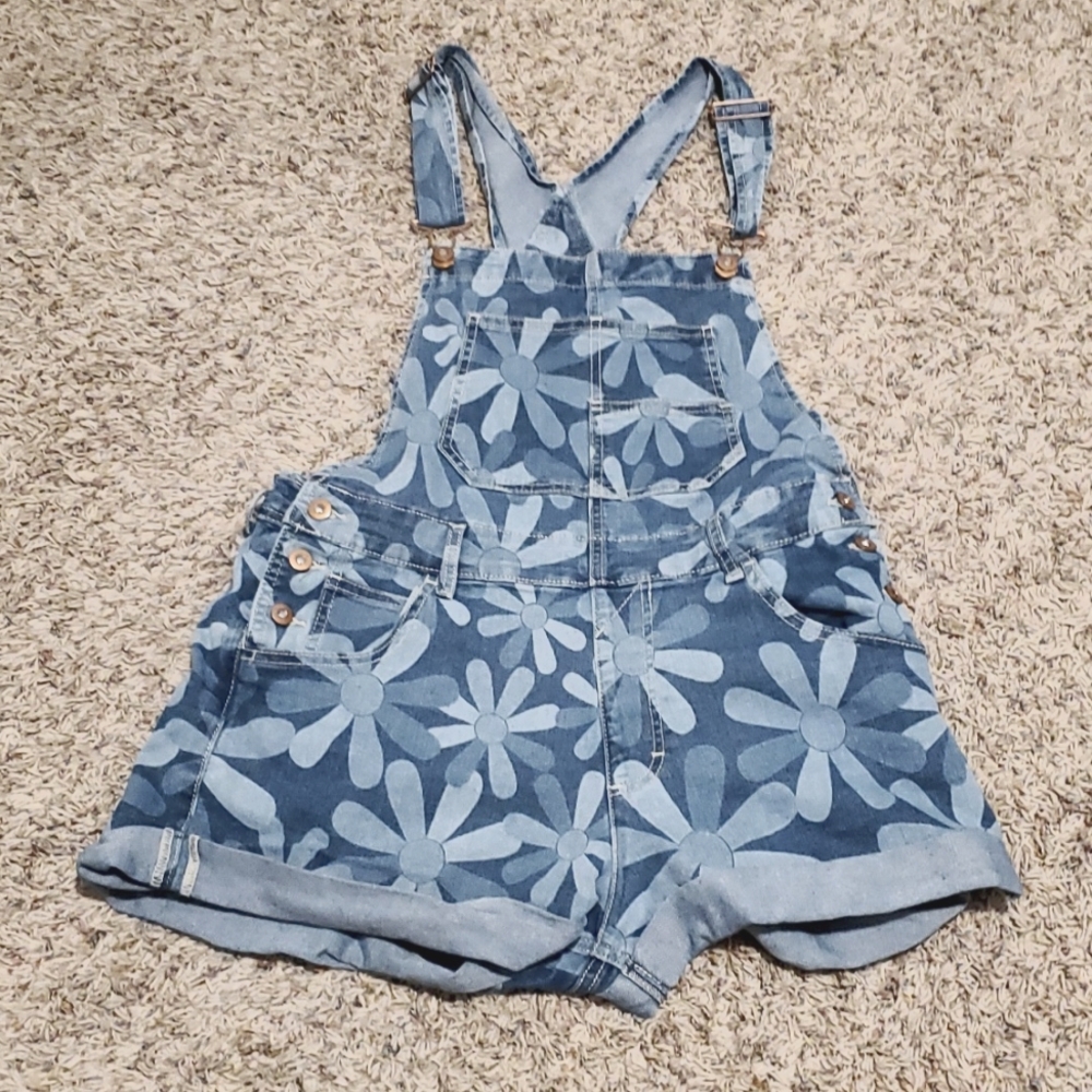 No Boundries Woman’s Bib Shorts Stretch Denim Bib Overall Shorts Juniors